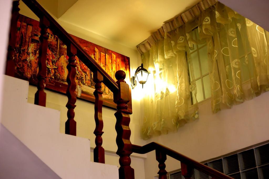 فندق Royal Hills نوفارا إيلِيا المظهر الخارجي الصورة